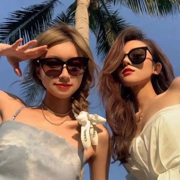 福冈盛夏 海报